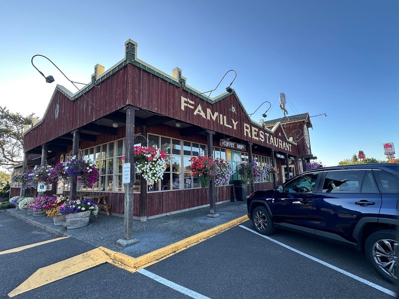 Country Cousin Restaurant, Centralia