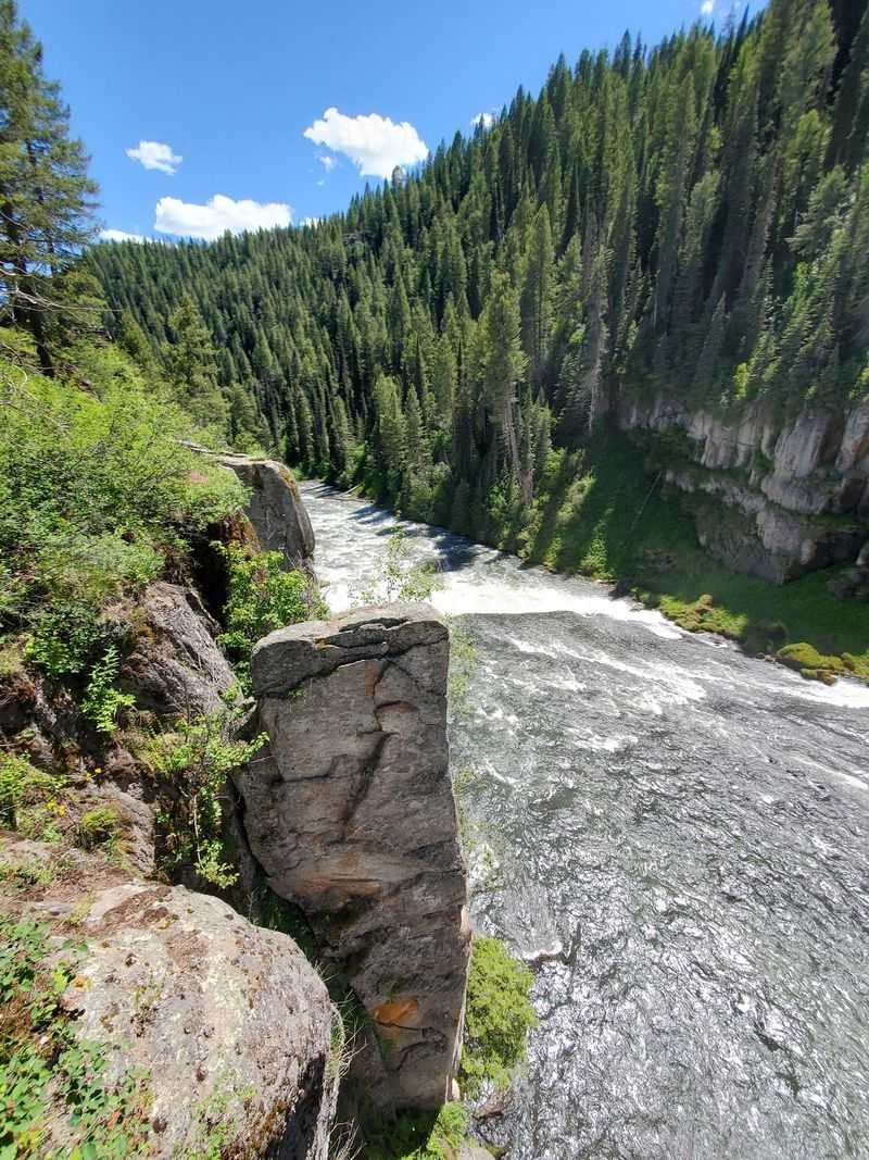 A Mile Down To Lower Mesa