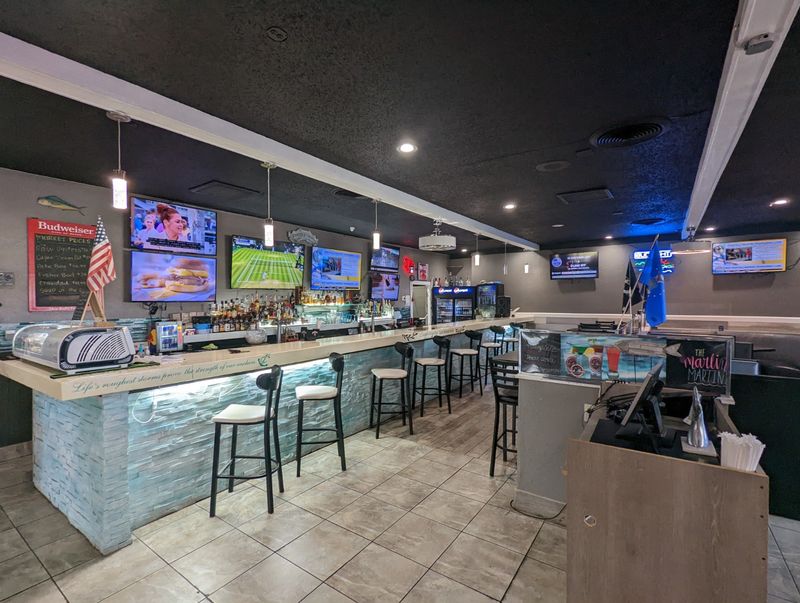 These 11 Kentucky Catfish Restaurants Have Been Frying The Same Way For Years - Decor Hint The Fish House And Grill Shepherdsville
