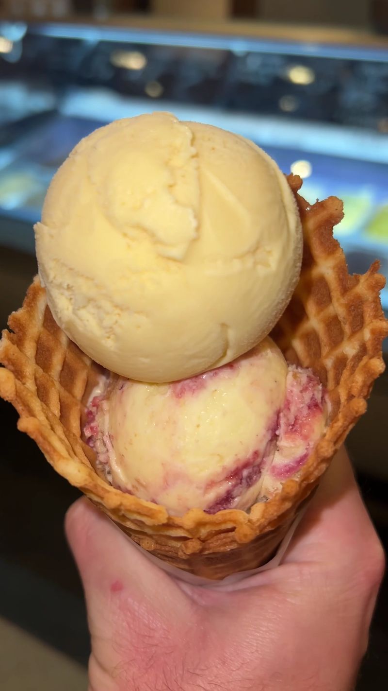 Expect A Line At This Nebraska Ice Cream Shop Even Right Before It Closes - Decor Hint Waffle Cones Pressed While You Wait