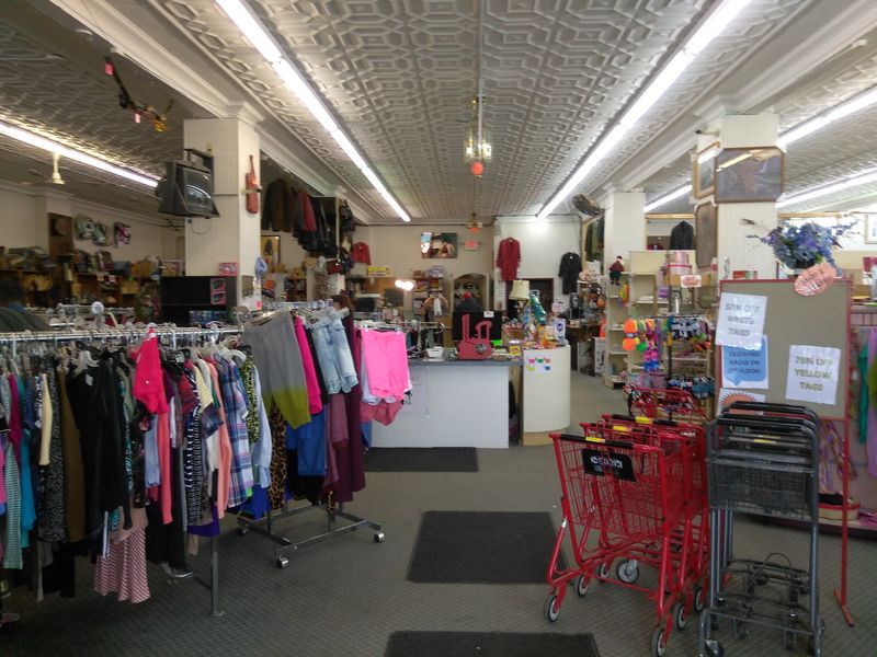 Cobb's Second Time Around Thrift Shop, Erie