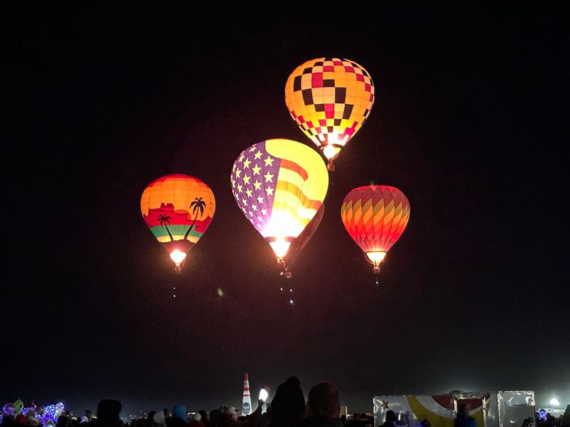 This New Mexico Festival Turns Sunrise Into A Sky Full Of Color Every October - Decor Hint The Famous Albuquerque Box