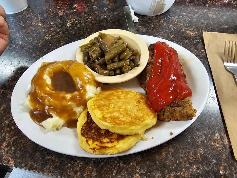Kentucky Comfort Food Done The Old-School Way