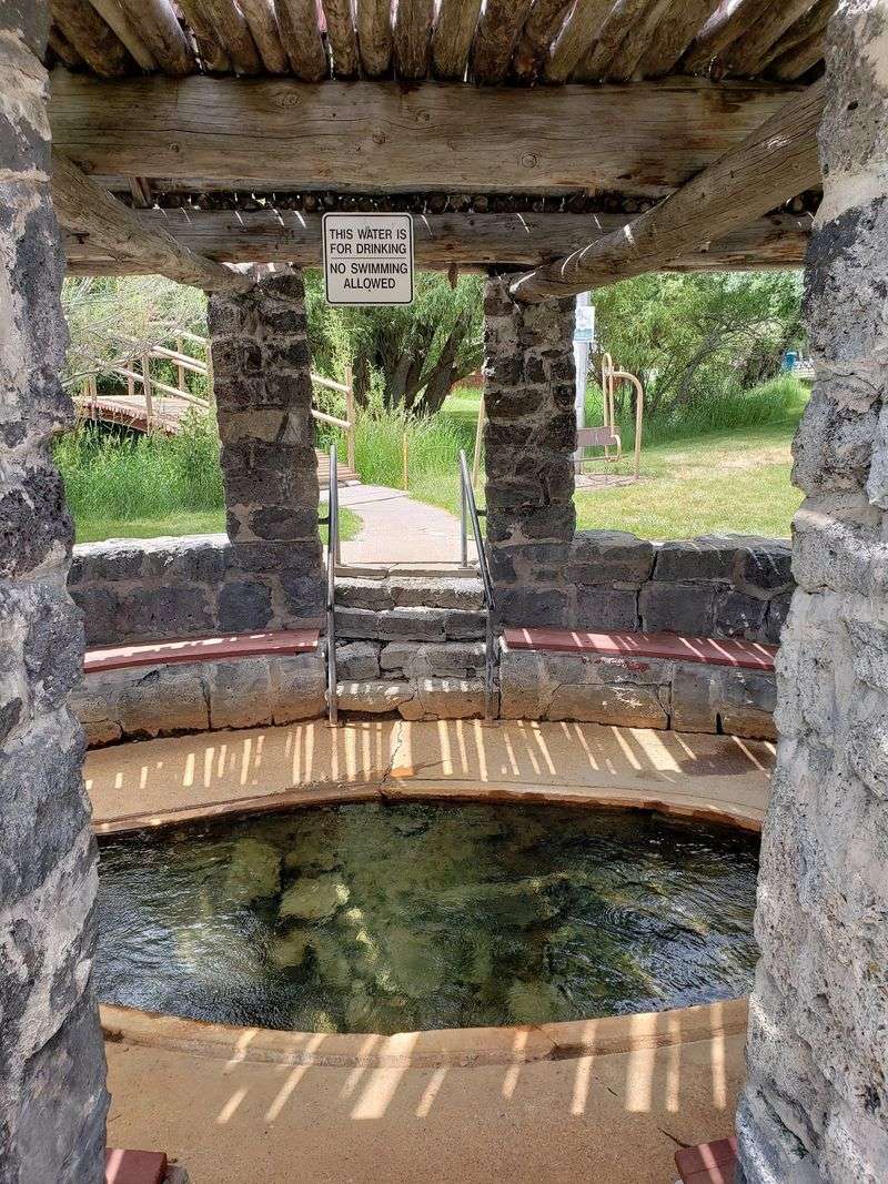 Oregon Trail Travelers Once Considered This Bubbling Spring A Natural Wonder
