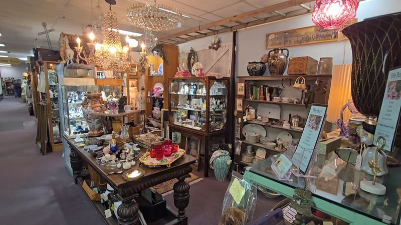 Antique World Mall & The Annex in Boise