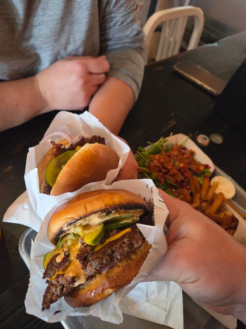 Humble Burger, Moscow