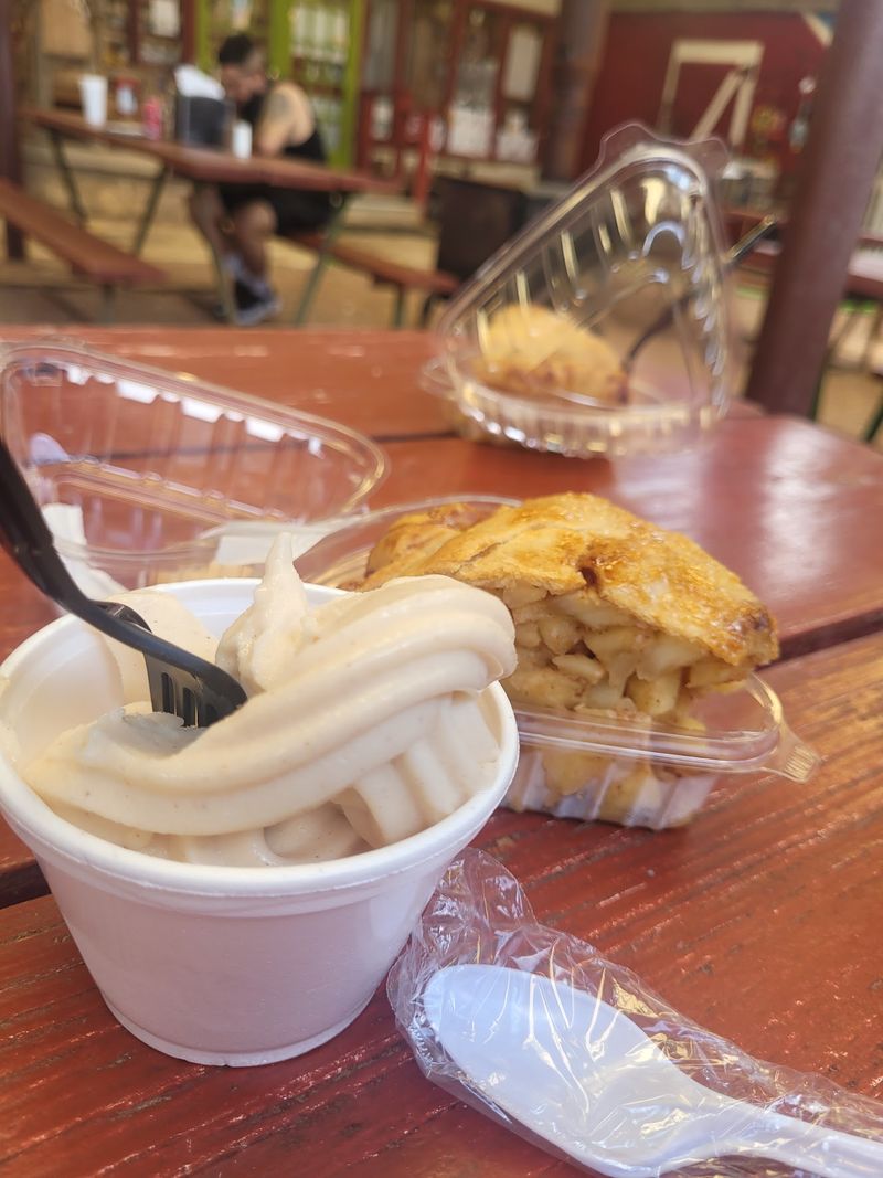 Apple Cinnamon Ice Cream Is Not Optional