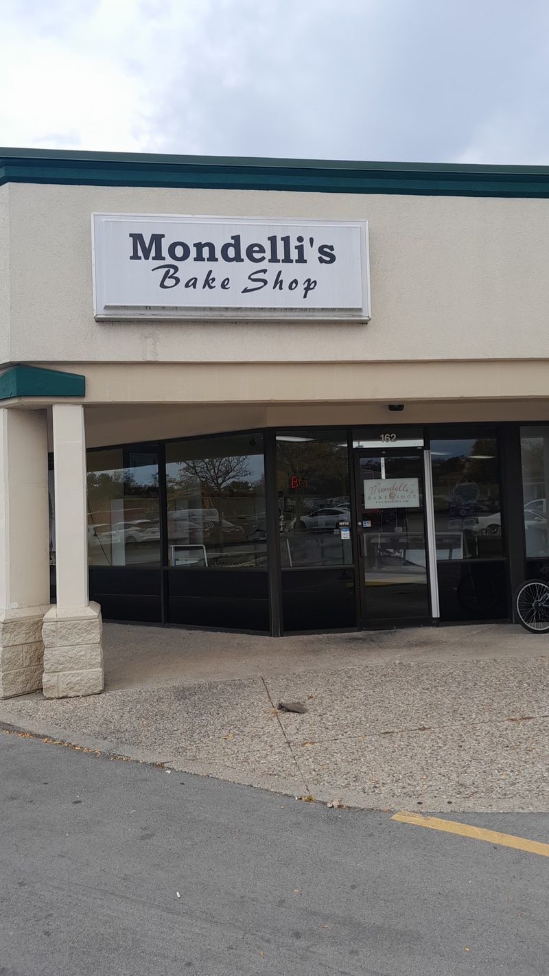 10 Bakeries In Lexington, Kentucky Worth The Drive For A Single Slice - Decor Hint Mondelli's Bake Shop