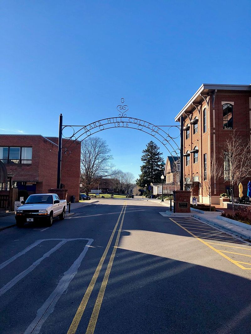 Slow Down And Enjoy The Small-Town Pace For An Afternoon