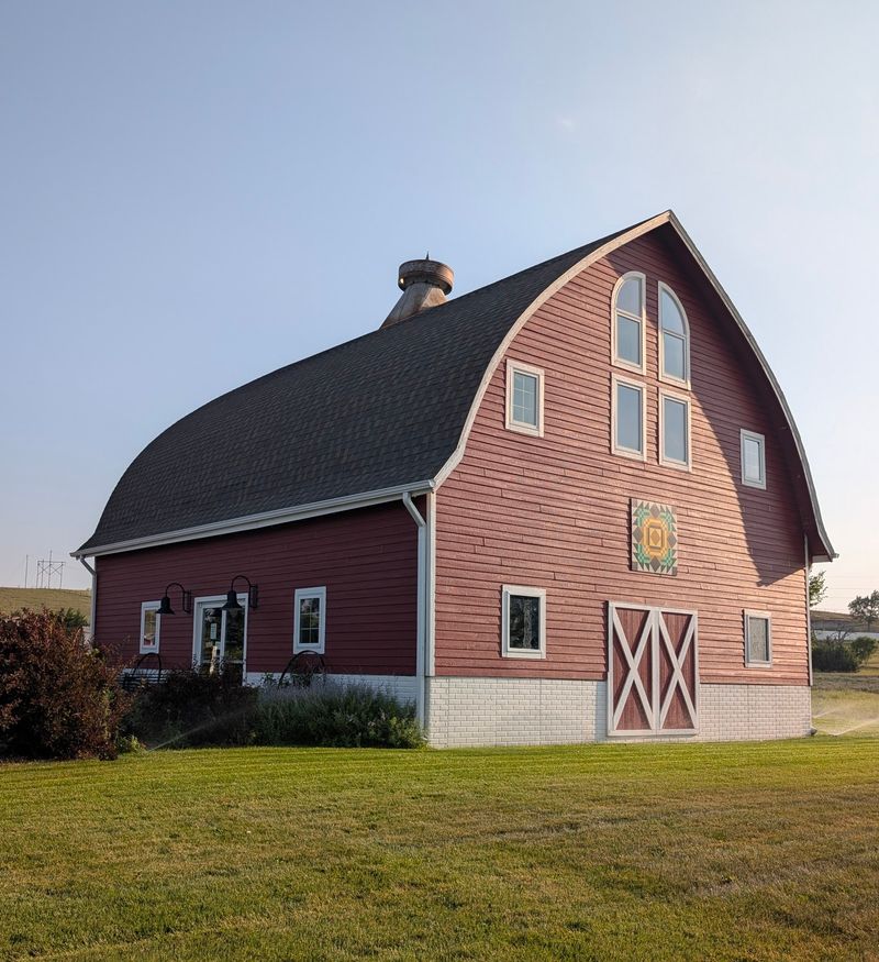 A Relocated Barn With a Second Life