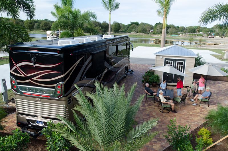 Cypress Trail RV Resort, Fort Myers