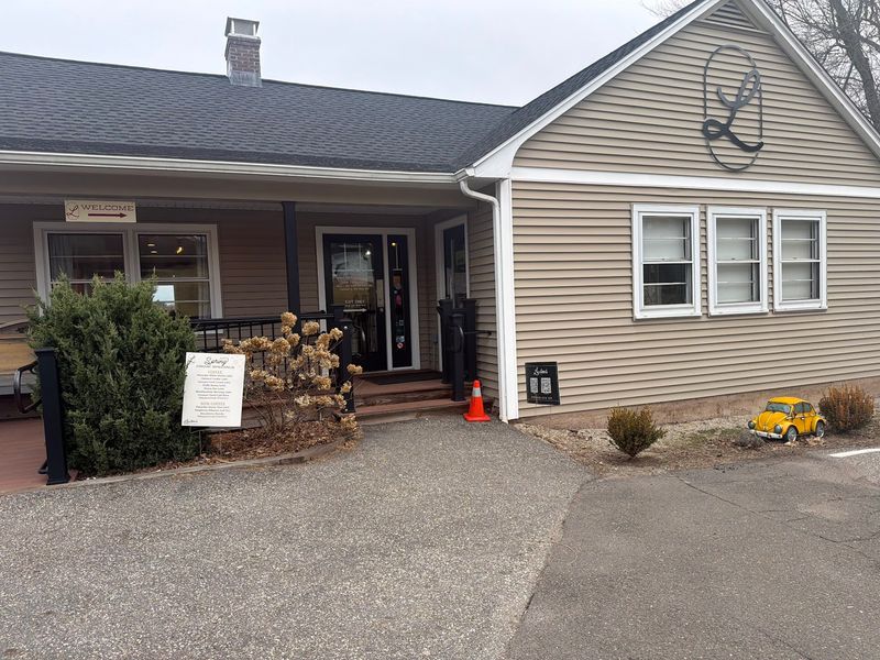 LuAnn's Bakery & Cafe, Ellington 