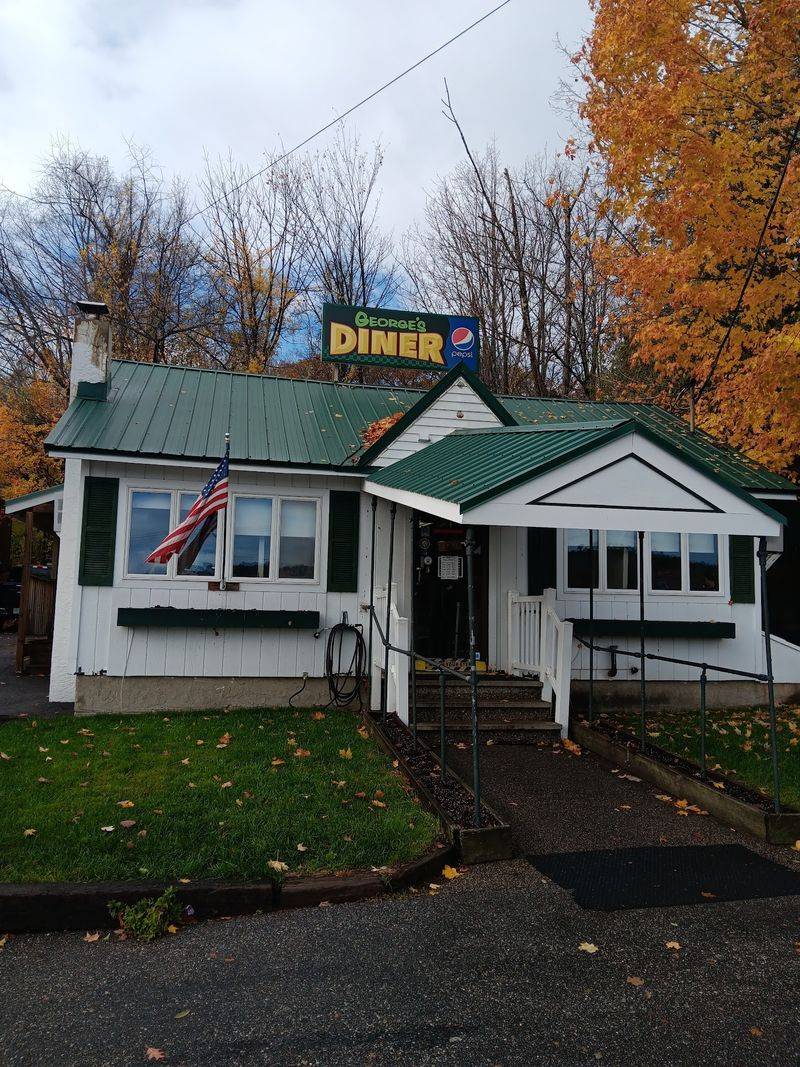 This No-Frills Diner In New Hampshire Serves French Toast Worth Waking Up Early For - Decor Hint From Dishwasher To Owner