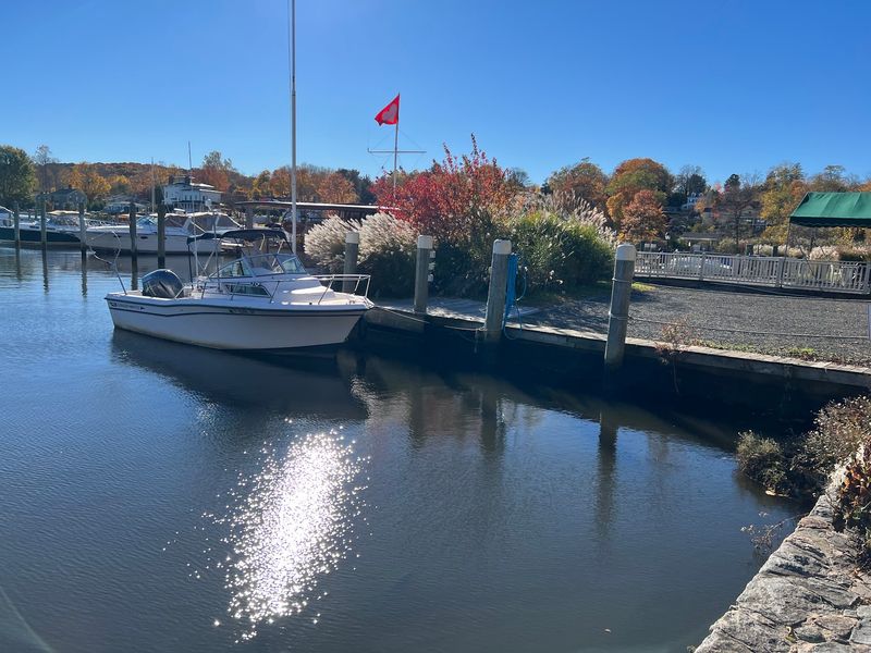 11 Connecticut Towns Where You Can Park Once And Explore Shops, Cafes And Local Sights On Foot - Decor Hint Essex