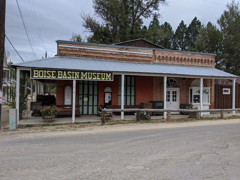 A Post Office With A Second Life