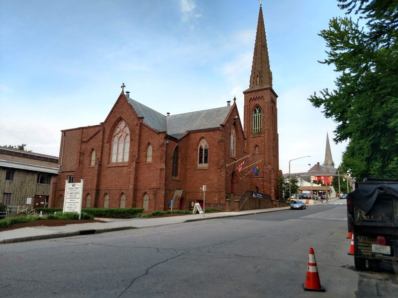 St. James Episcopal Church, New London