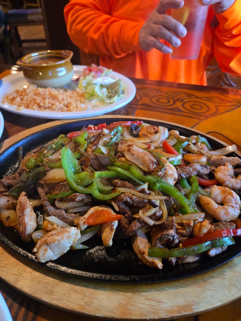 El Potro, Lincoln