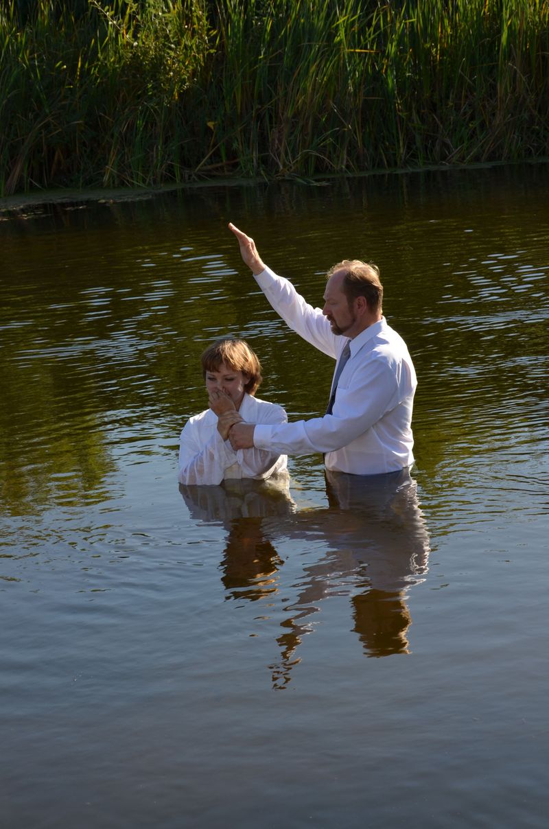 Big Wood River Baptisms Take The Church Experience Outside The Building