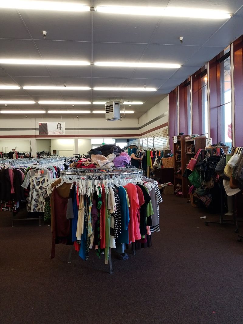 These 11 Enormous Bay Area, California Thrift Stores Are Easy To Get Lost In For Hours - Decor Hint Salvation Army Thrift Store And Donation Center Near South San Francisco