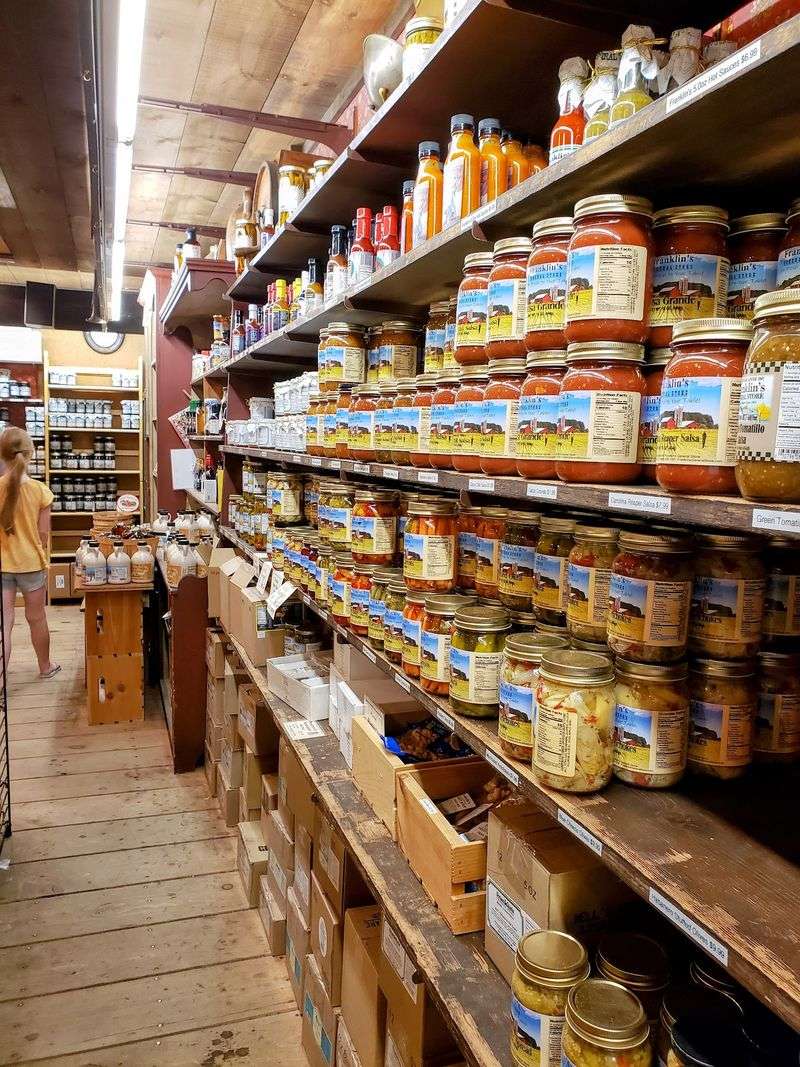 Old-Fashioned Shopping Gets Wonderfully Over-the-Top