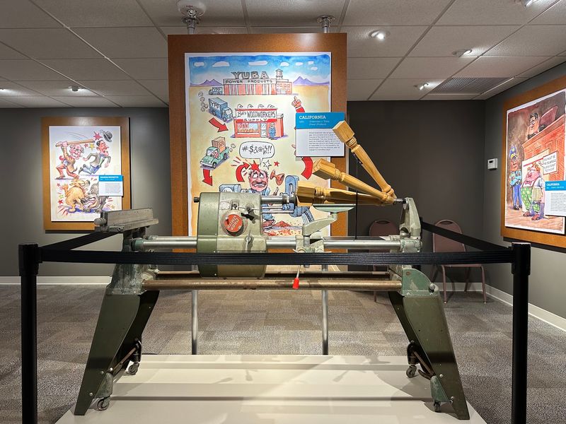 Few Museums Turn Lawsuits Into A Day Trip