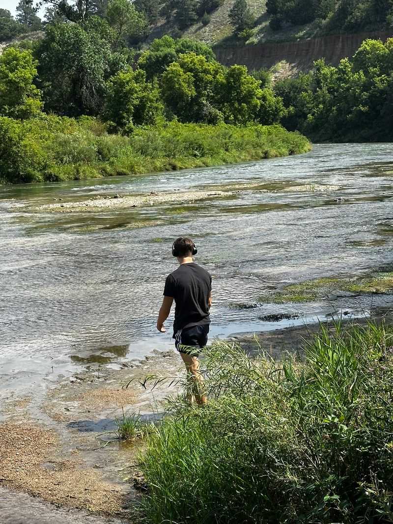 Six Ecosystems Meeting in One Valley