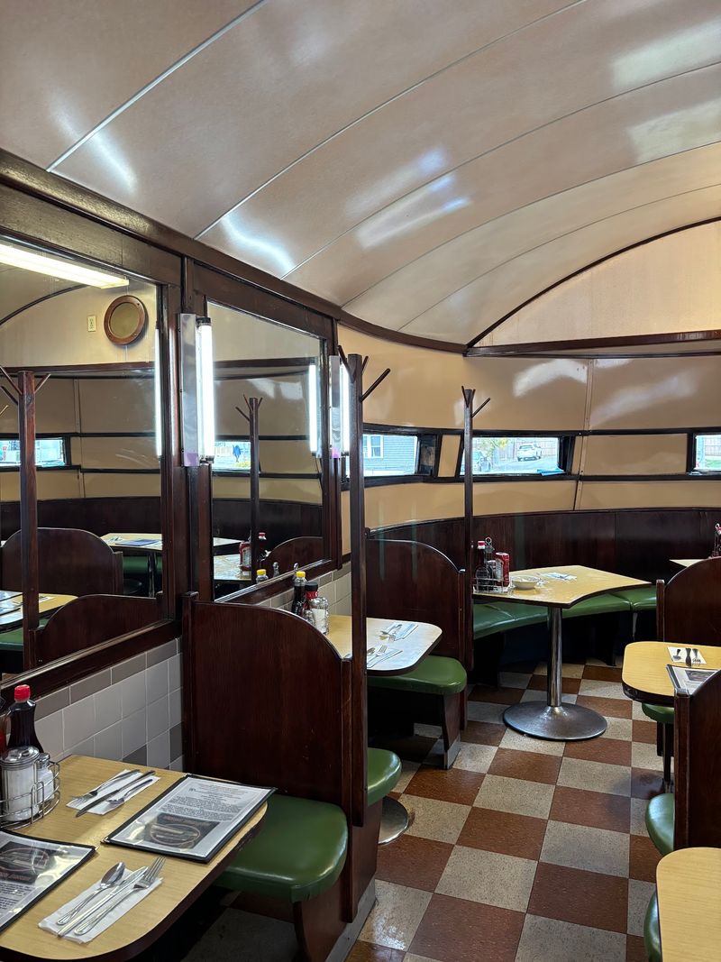 Modern Diner, Pawtucket
