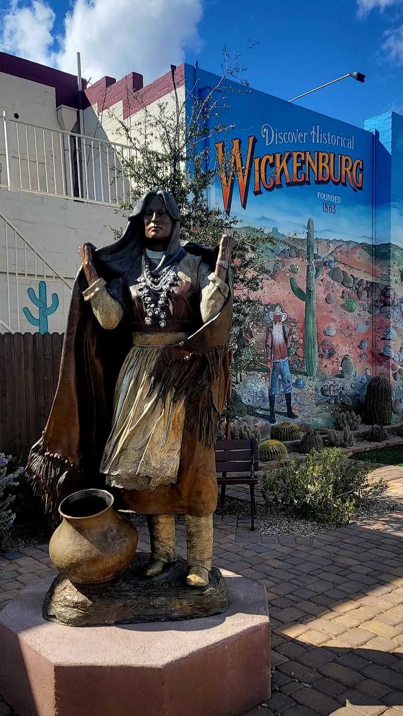 11 Charming Arizona Towns That Make Retired Life Feel Easygoing - Decor Hint Wickenburg, Maricopa County