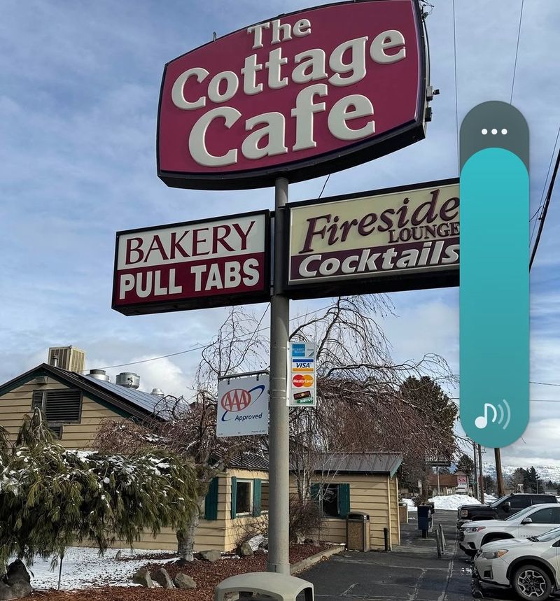 Cottage Cafe & Fireside Lounge, Cle Elum
