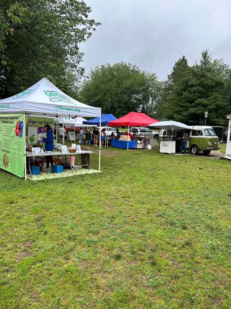 9 Connecticut Farmers Markets Brimming With Harvest Foods And Happy Crowds - Decor Hint Ellington Farmers Market, Ellington