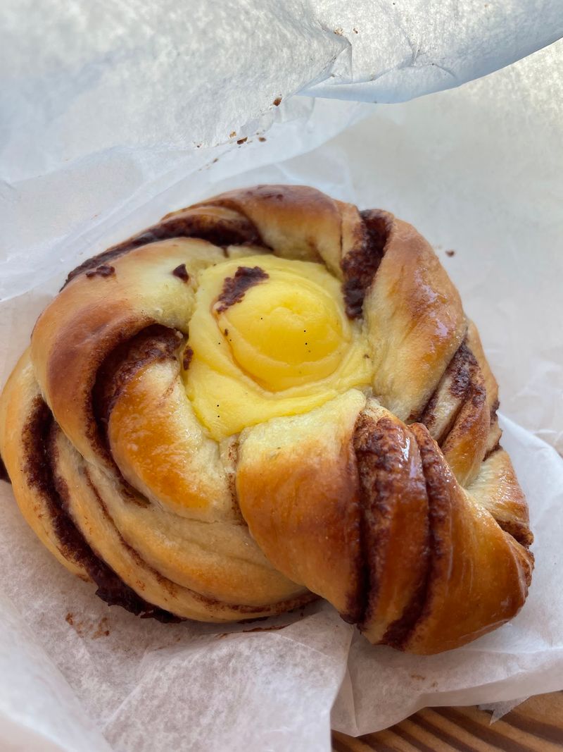 This Small Georgia Bakery Mills Its Own Flour For Naturally Leavened Bread - Decor Hint Small Sweets Keep Things Interesting
