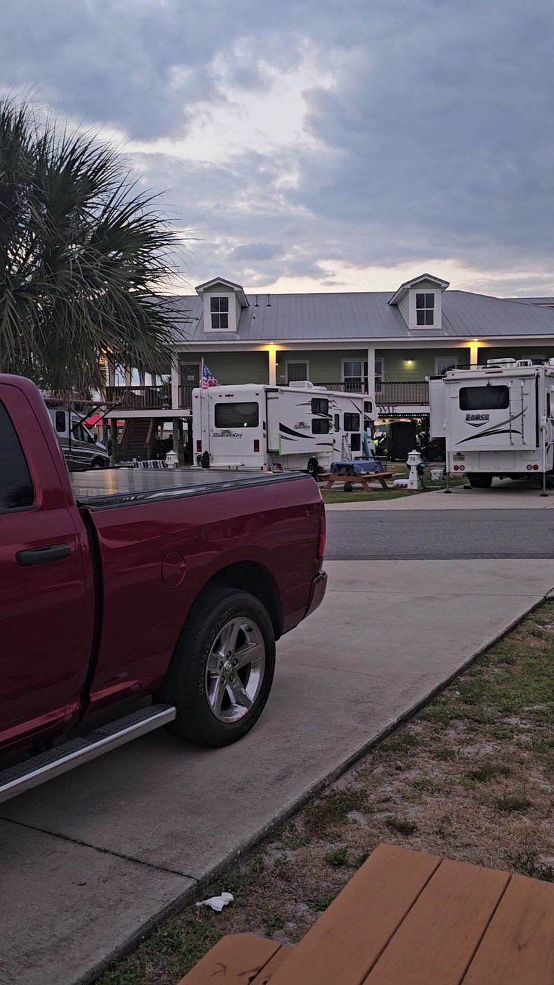 10 Incredible Florida RV Parks For Your Next Road Trip - Decor Hint Pensacola Beach RV Resort, Pensacola Beach