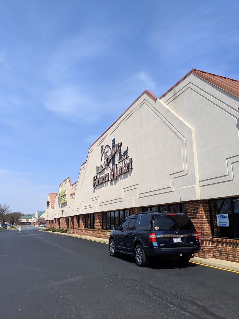 Dutch Country Farmers Market, Middletown