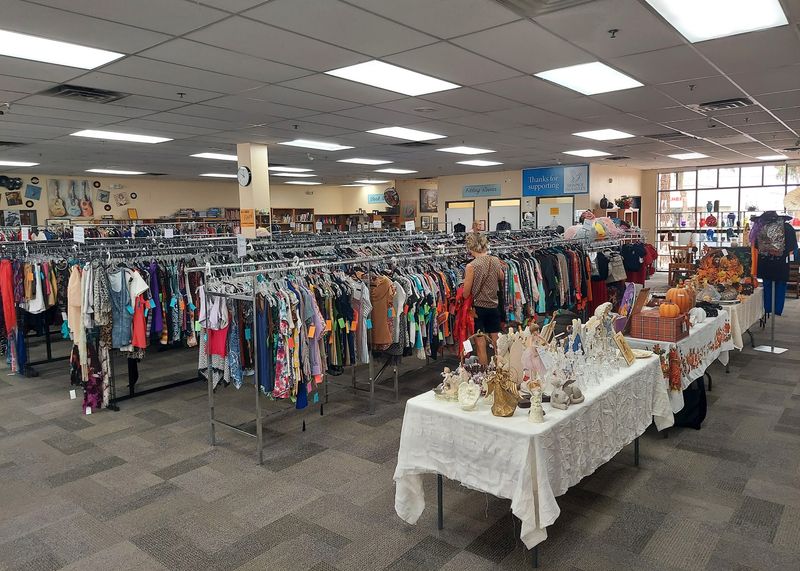 10 Massive Arizona Thrift Stores That Turn Bargain Hunting Into An All-Day Adventure - Decor Hint White Dove Thrift Shoppe, Glendale