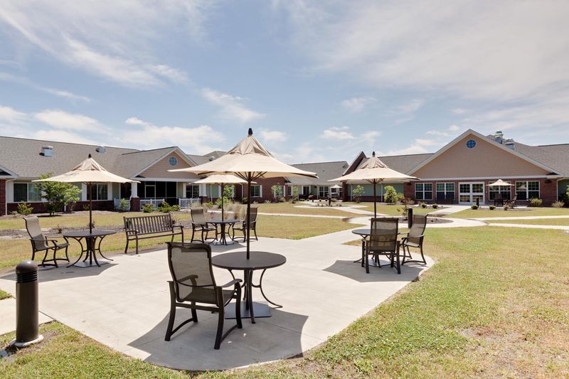 See How Therapy Programs Help Residents Stay Active And Independent