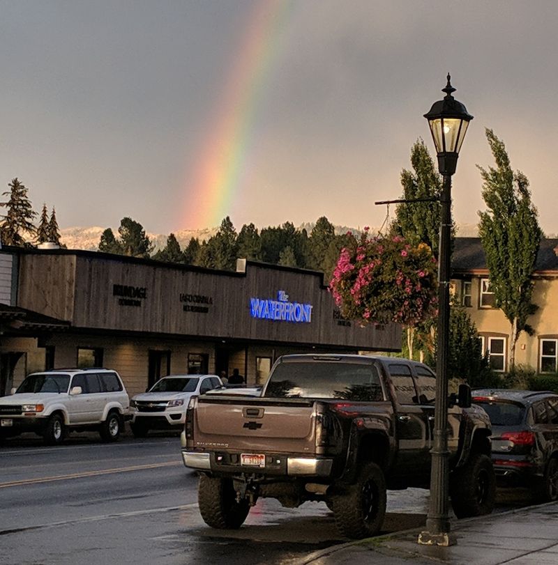 McCall's Lakeside Grandeur