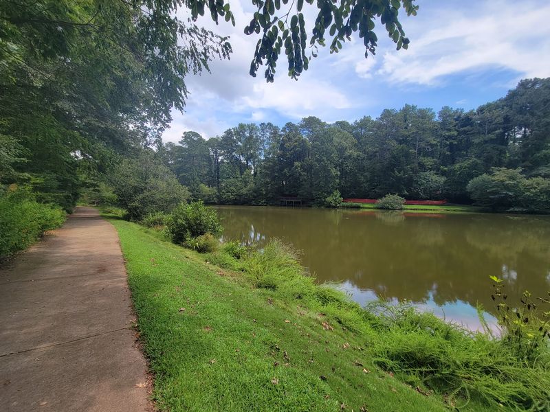 323 Free Acres Of Garden Paths