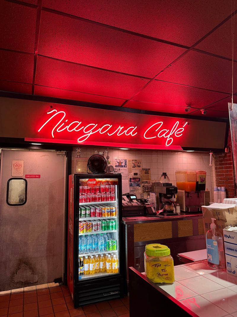 10 Puerto Rican Restaurants Across New York That Locals Keep Returning To - Decor Hint Niagara Cafe, Buffalo