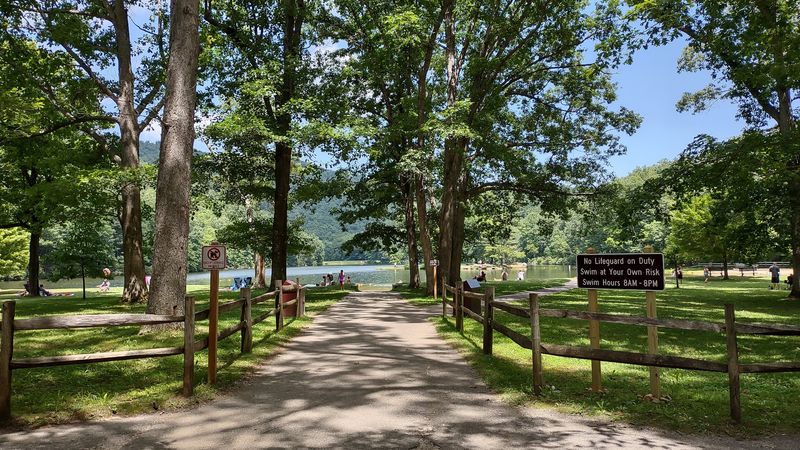 Sherando Lake Recreation Area, Lyndhurst