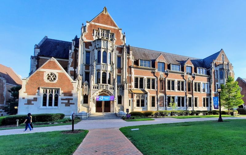 Gothic Towers, Modern Labs