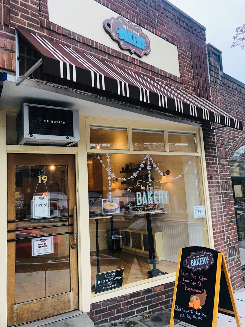 Greenwich Avenue Puts The Bakery Near Plenty Of Shopping