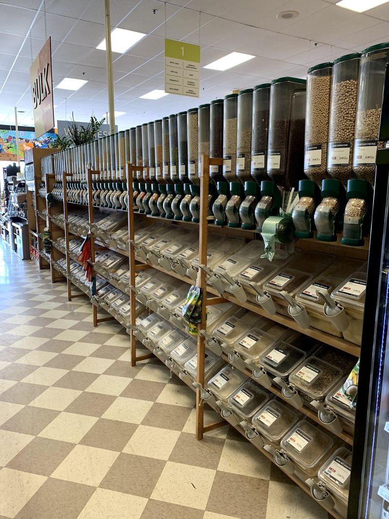 Open Harvest Co-op Grocery in Lincoln
