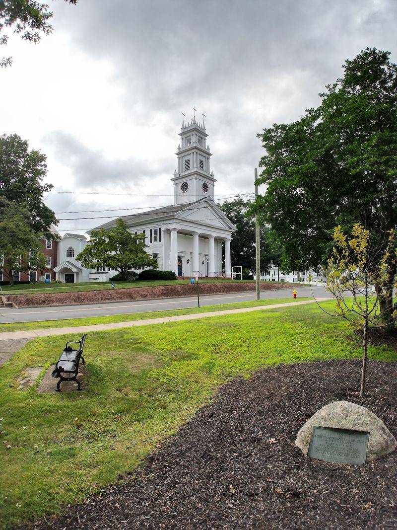 Small-City Convenience Comes Without A Huge-City Feel