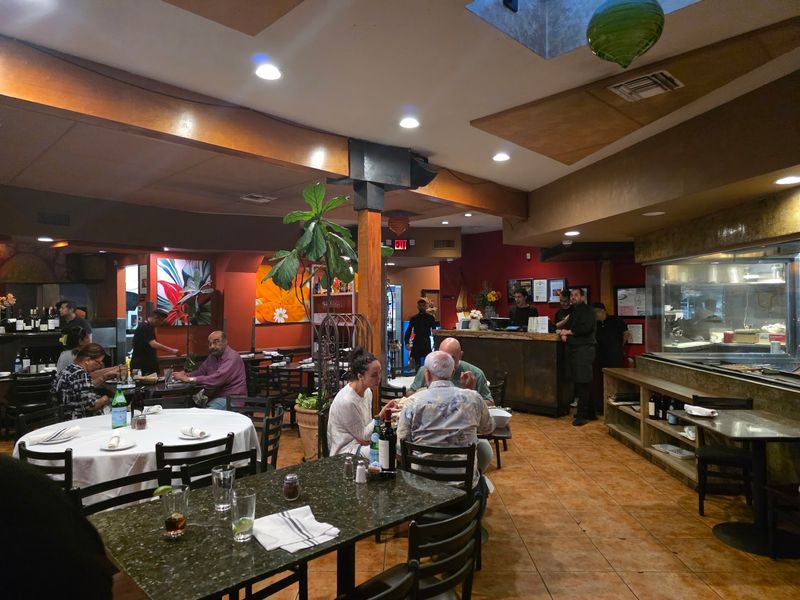 10 California Persian Restaurants Serving Stews You’ll Want Once The Nights Cool Down - Decor Hint Shamshiri Grill, Los Angeles
