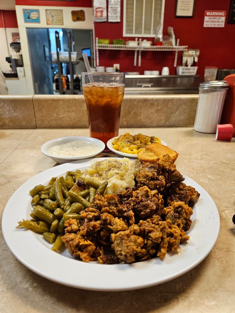 Hillview Family Diner