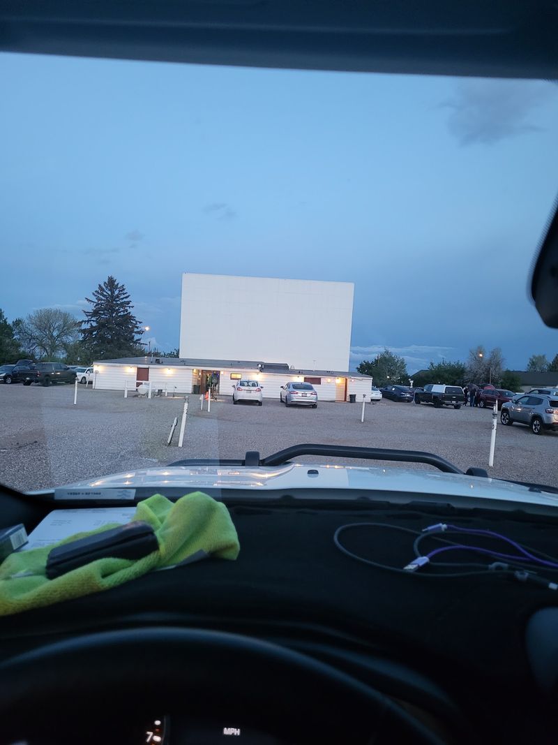 This Idaho Drive-In Turns Your Car Into The Best Seat Under The Night Sky - Decor Hint Timing Your Visit To The Season