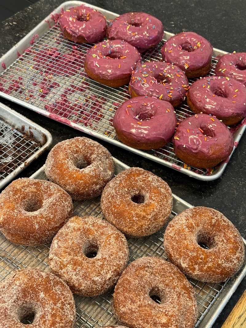Rise Doughnut, Wilton