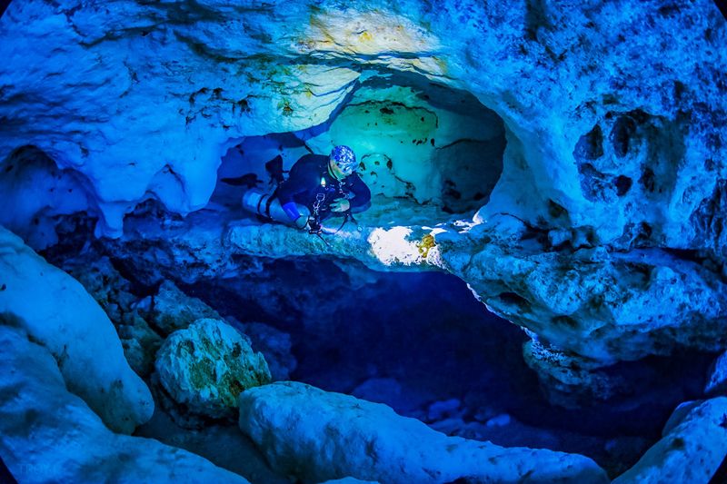 This Florida Campground Lets You Arrive And Grab A Primitive Site Without Reserving Ahead - Decor Hint Caves Only Divers Reach
