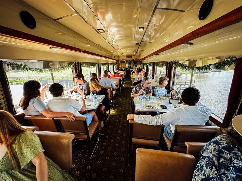 9 Scenic Train Rides In Florida That Feel Like A Fairytale - Decor Hint Sugar Express