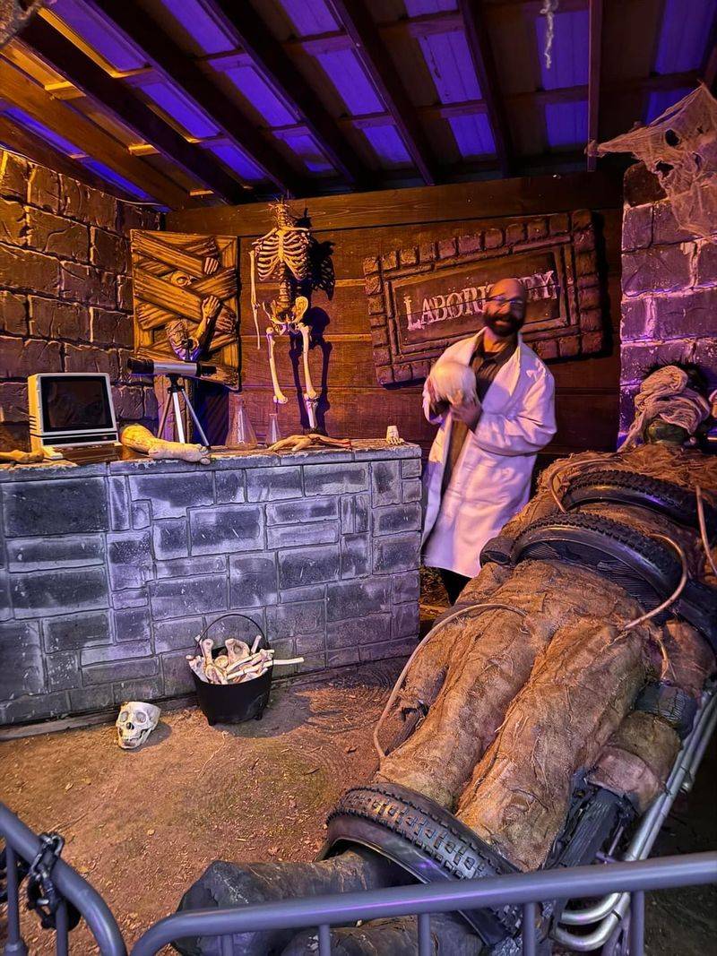 This North Carolina Halloween Festival Only Appears For 10 Nights, And The Whole Trail Comes Alive After Dark - Decor Hint More Than 50 Actors Are Waiting Somewhere Along The Haunted Route